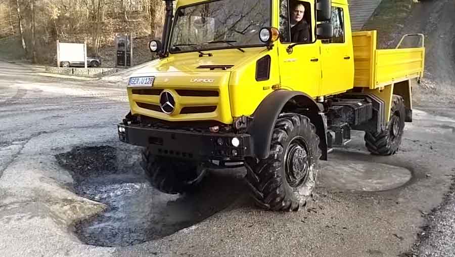 Mercedes-Benz Unimog ve Zetros