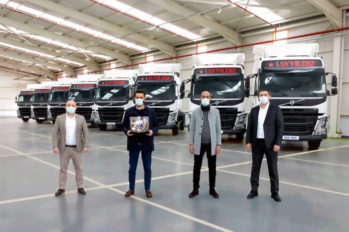 Volvo_Trucks_Ayyildiz_Teslimat