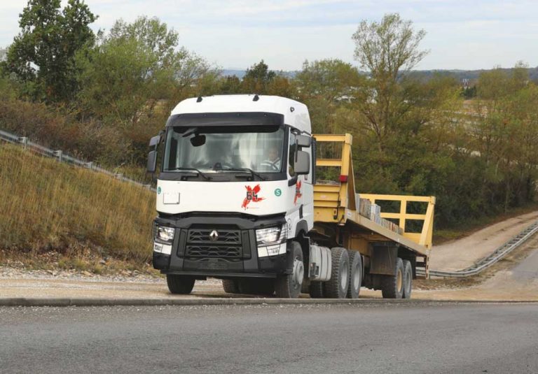 Renault-Trucks-T-X64-Used-Trucks_4