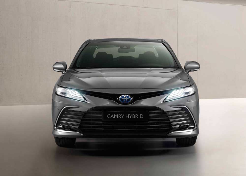 Toyota-Camry-Hybrid-5