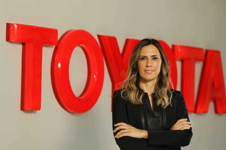 Toyota-Turkiye-Finans-Direktoru-Nilgun-Aydin-Turkucu-(2)