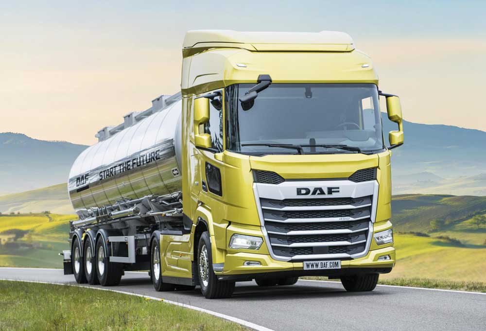 paccar-New-Generation-DAF-XF-truck-including-Kerb-View-Window