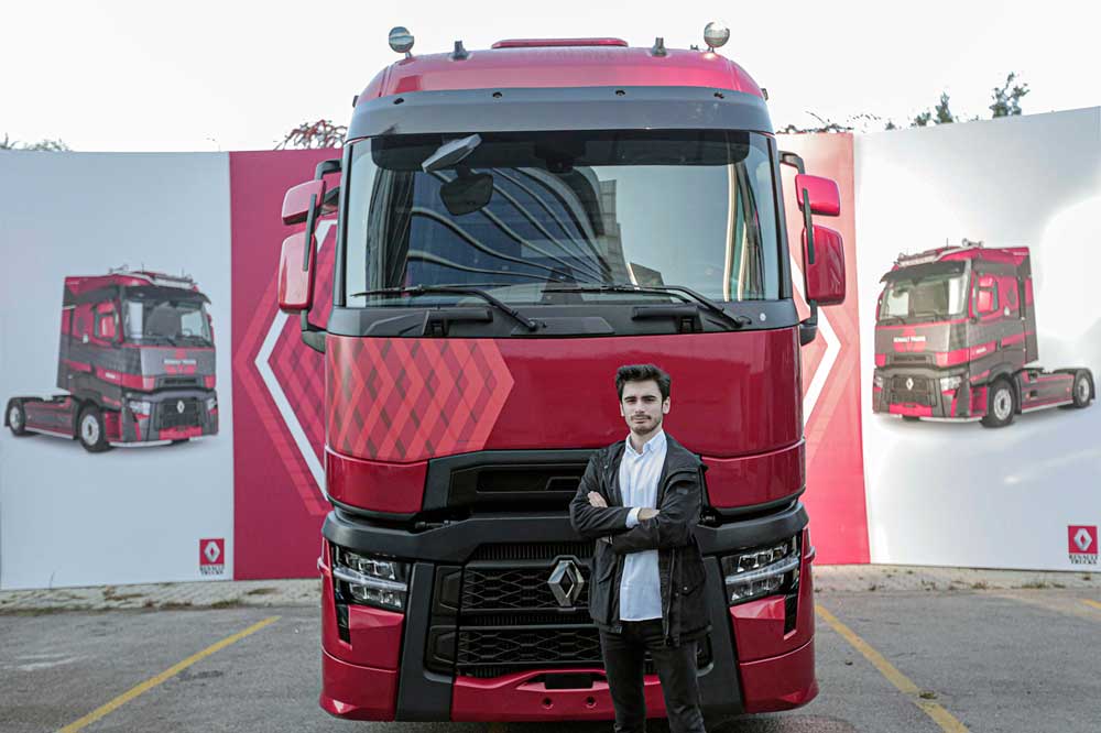 Renault_Trucks_Lansman_Enes_Bolat