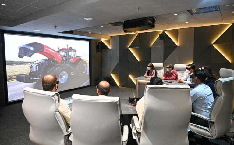 CNH_Industrial_India_Technology_Center_VR_Lab