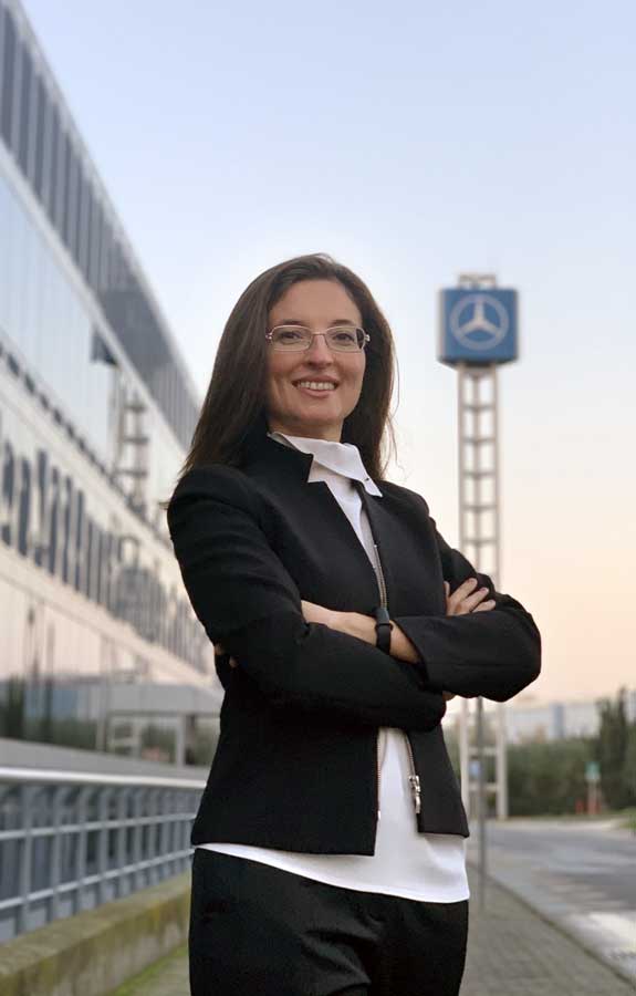 Mercedes-Benz-Turk-Otobus-Gelistirme-Karoseri-Direktoru-Dr-Zeynep-Gul-Koca