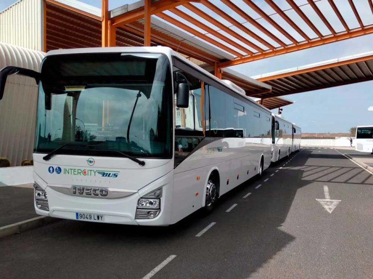 IVECO-BUS-CROSSWAY-Intercitybus-Lanzarote_2