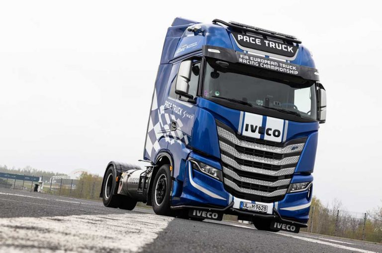 IVECO_S-WAY_LNG_Pace_Truck