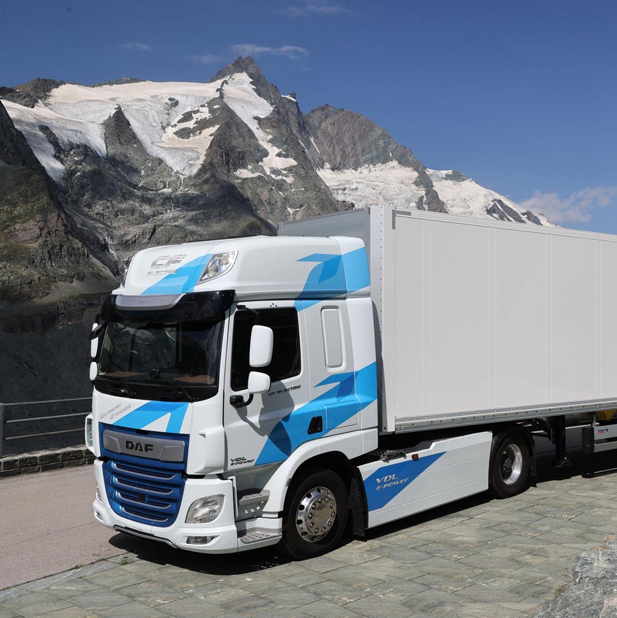 DAF-CF-Electric-conquers-Europes-most-challenging-mountain-pass