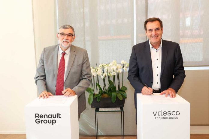 Renault_Group_and_Vitesco_Technologies_join_forces_to_develop_power_electronics_for_electric_and_hybrid_powertrains