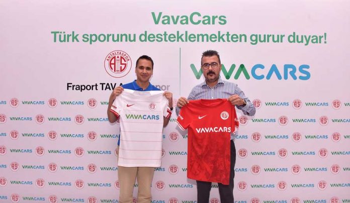 VavaCars-Kurucu-Ortagi-ve-CEO-Lawrence-Merritt-Antalyaspor-Kulubu-Baskani-Av-Aziz-Cetin