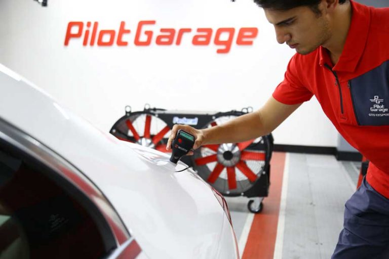 Pilot-Garage