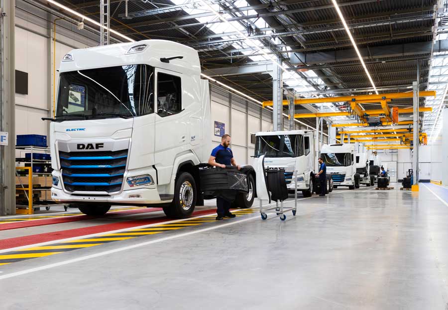 DAF-Electric-Truck-Assembly-officially-opened-1