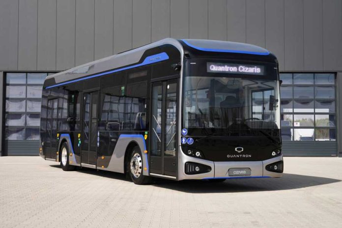 The battery-electric city bus QUANTRON CIZARIS 12 EV