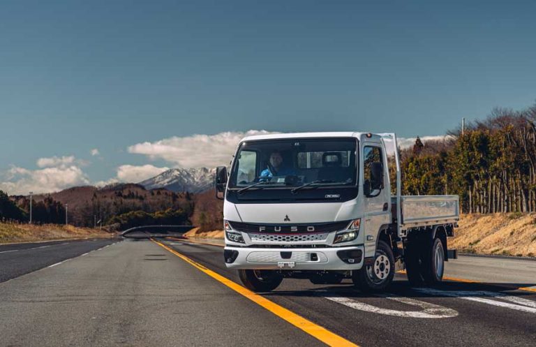 FUSO Canter