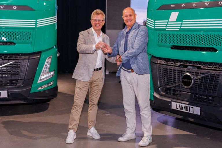 Volvo Trucks Başkanı Roger Alm ve Lannutti Group CEO'su Valter Lannutti