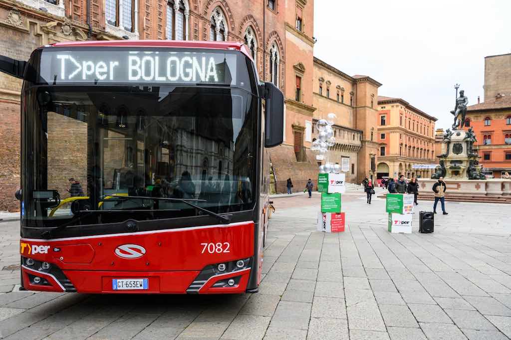 Solaris, Bologna’ya ilk hidrojenli otobüsleri teslim etti