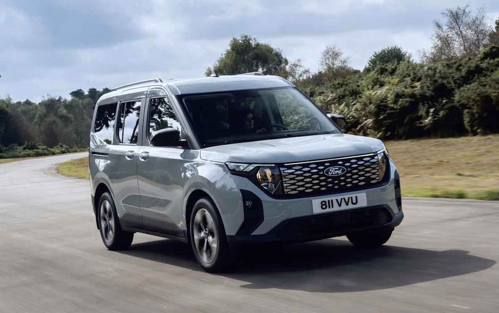 Ford E-Tourneo Courier