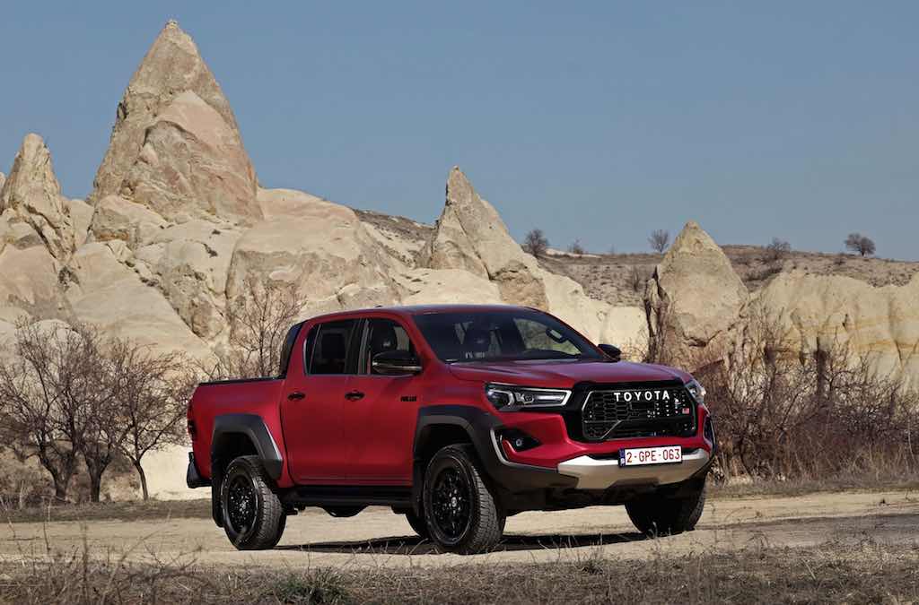 Toyota Hilux GR SPORT