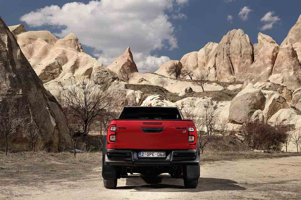 Toyota Hilux GR SPORT