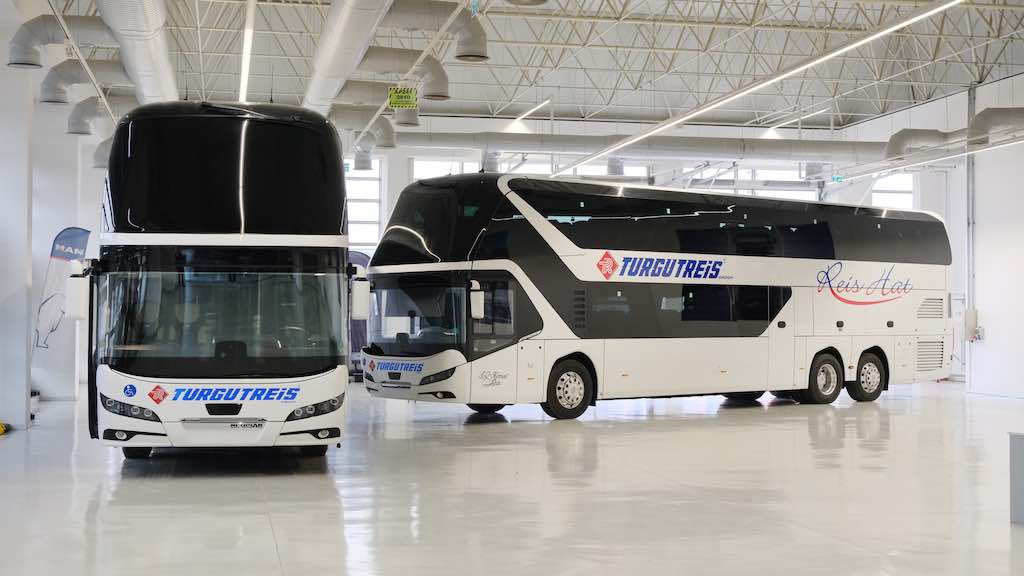 NEOPLAN Skyliner