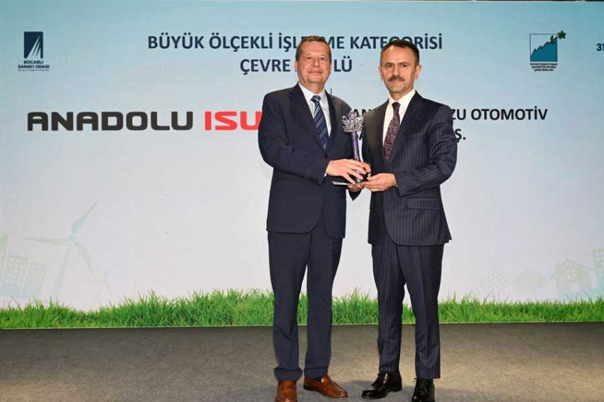 Anadolu Isuzu, çevre performansıyla Kocaeli Sanayi Odası’ndan ödül aldı