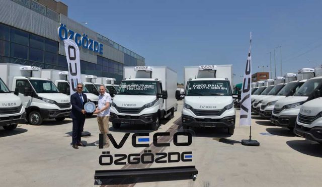 IVECO yetkili satıcısı Özgözde Ankara’dan Zirve Gıda’ya 70 Adet Daily kamyonet