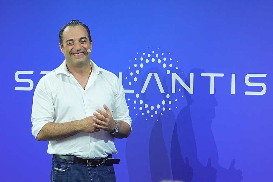 Stellantis CEO’su Antonio Filosa