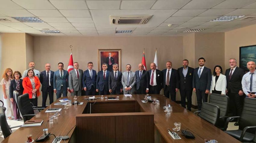 UND Heyetinden Gümrükler Genel Müdürlüğü’ne ziyaret: Gümrük ve transit taşımacılık süreçleri masaya yatırıldı