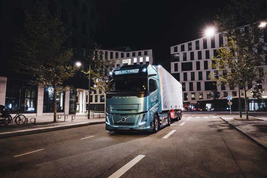 Volvo Trucks ve ünlü şef Marcus Samuelsson, gıda taşımacılığından kaynaklanan yayımları azaltmak için işbirliği yapıyor