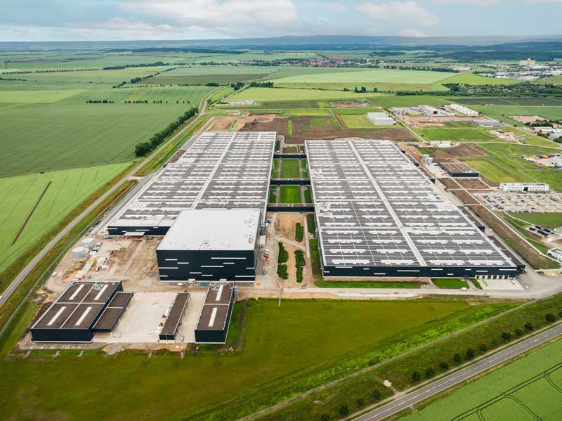 Daimler Truck Global Parça Merkezi: Halberstadt’taki merkezi lojistik merkezi resmen açıldı