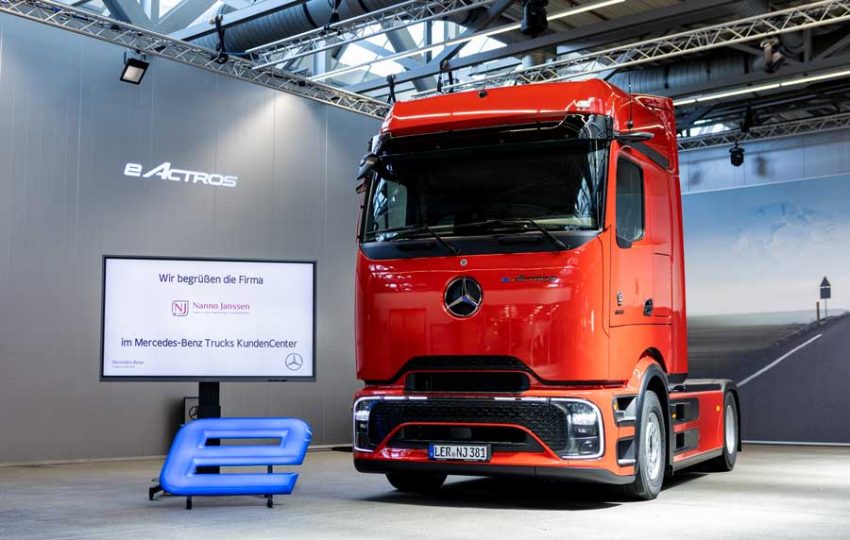 Gelecekte yalnızca elektrikli kamyonları kullanacak Nanno Janssen, beş Mercedes-Benz eActros 600’ü hizmete soktu
