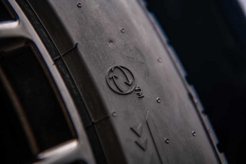 Pirelli, yüzde 70’ten fazla biyo-bazlı ve geri dönüştürülmüş malzeme içeren ilk standart üretim lastiğini tanıttı