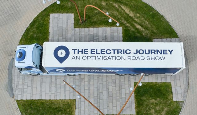 Scania, Avrupa çapında bir elektrikli kamyon roadshow’u başlatarak sürdürülebilir taşımacılığa geçişi hızlandırma çabalarını ikiye katlıyor